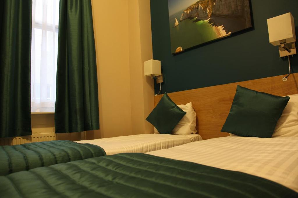 Hotel Sheriff 3*