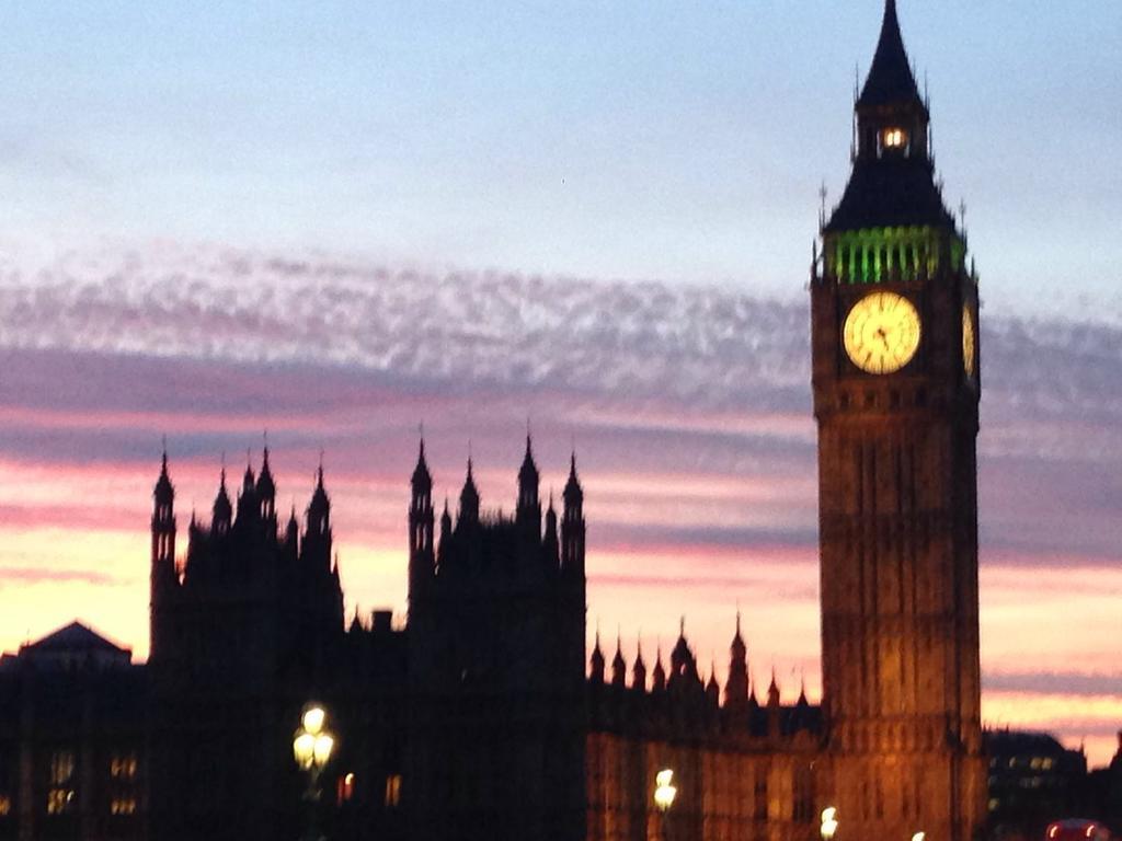 Apartamento Sabellis House - Moments From The Big Ben Londres