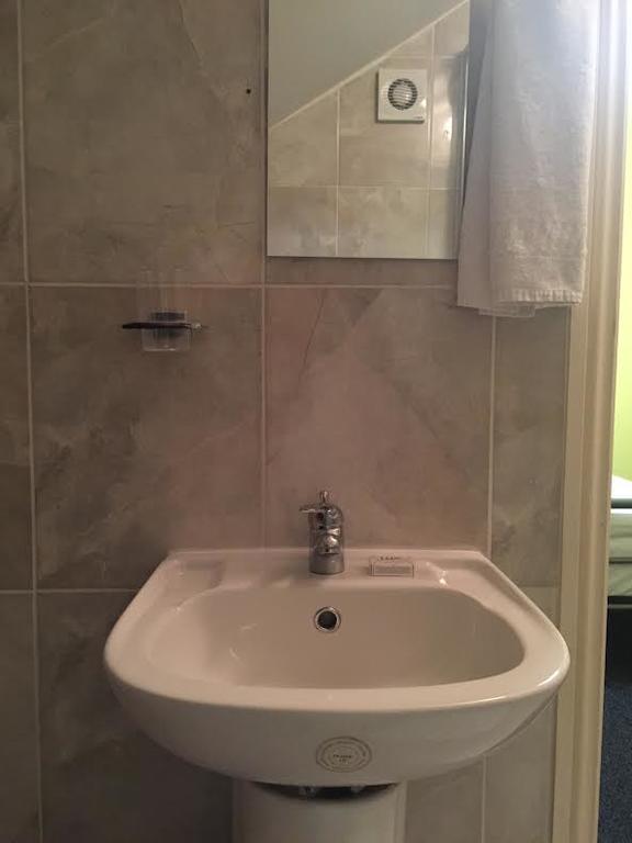 Olympus Hotel London