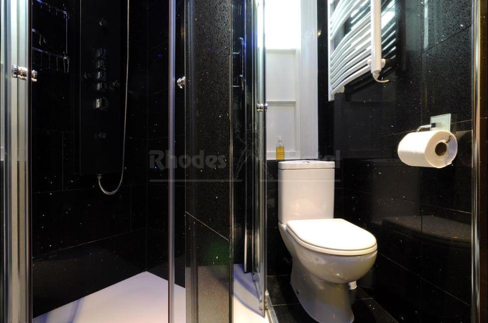 Rhodes 3*