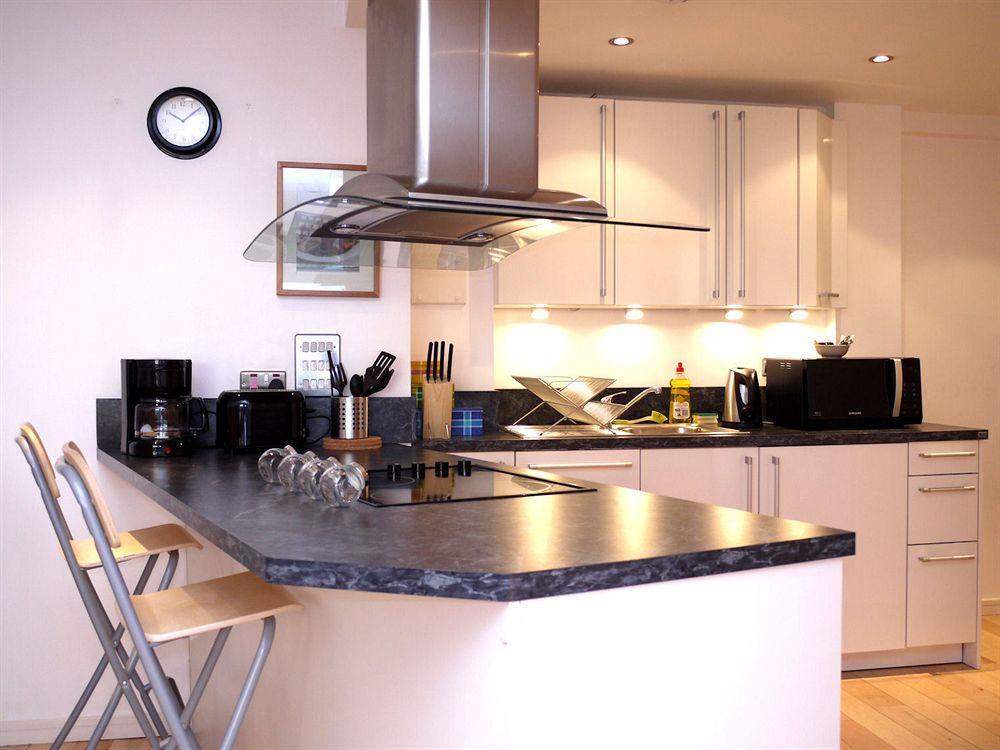 Beautiful 4-bedroom Flat In Bridge/borough! Apartment