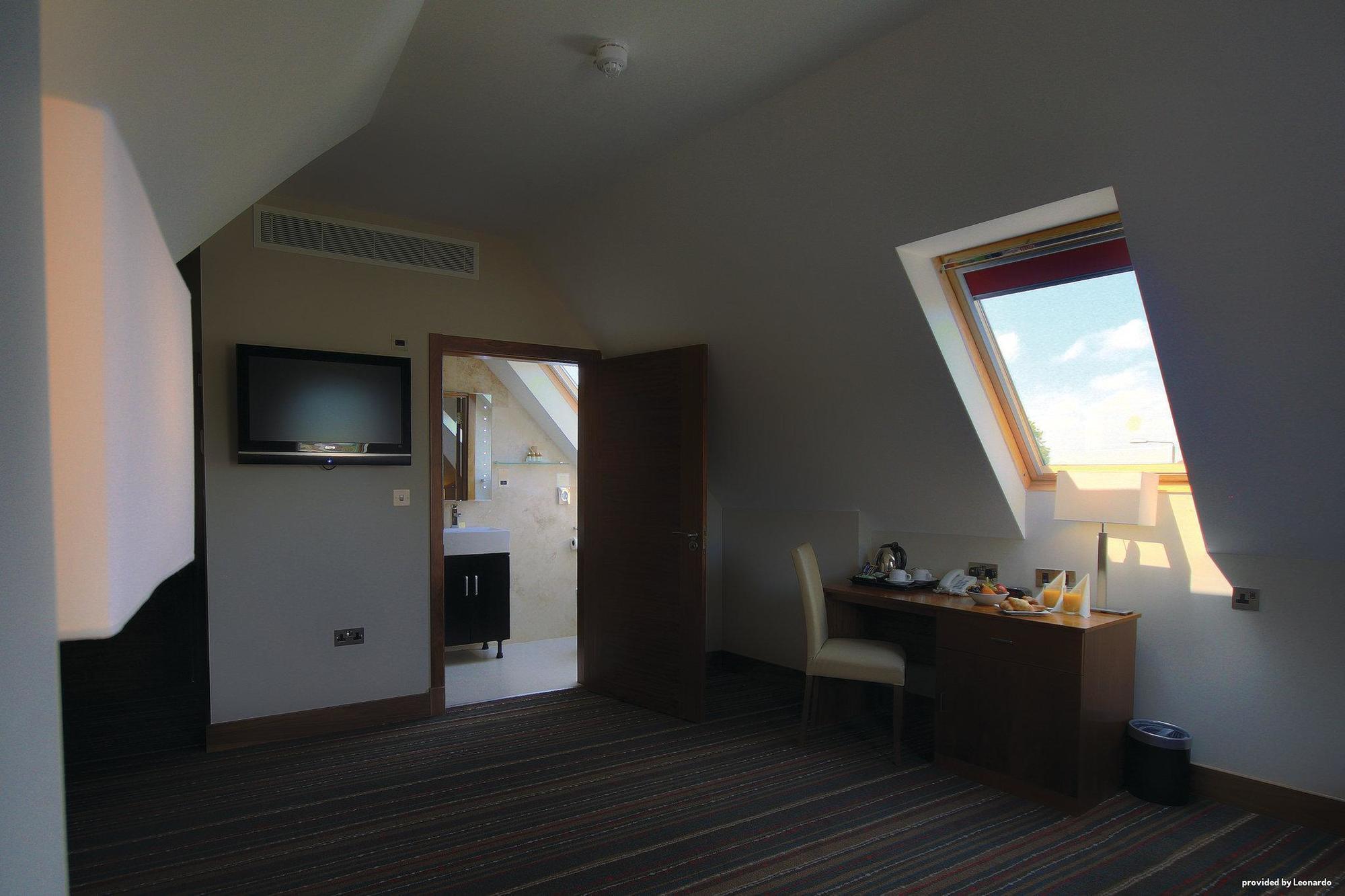 Western Palm 4*