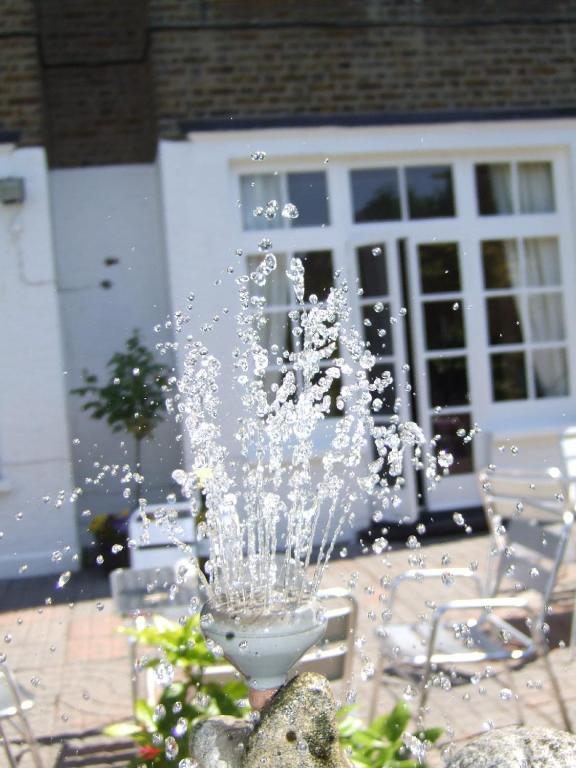 Brook London