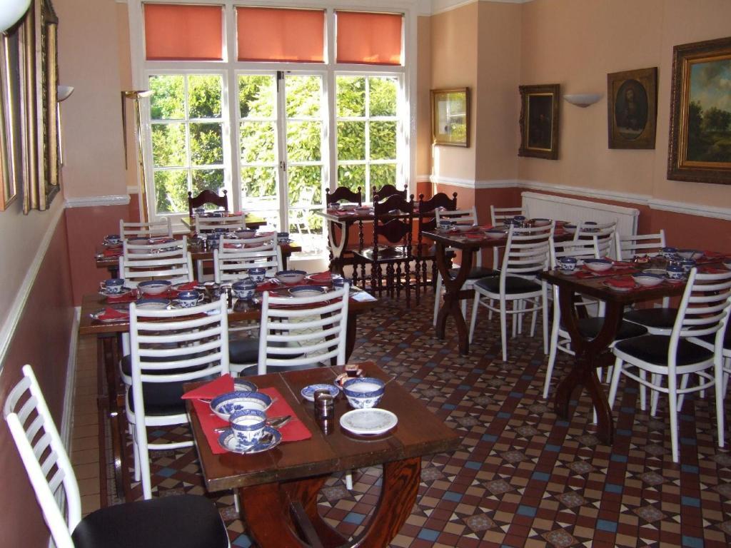 Hotel Brook