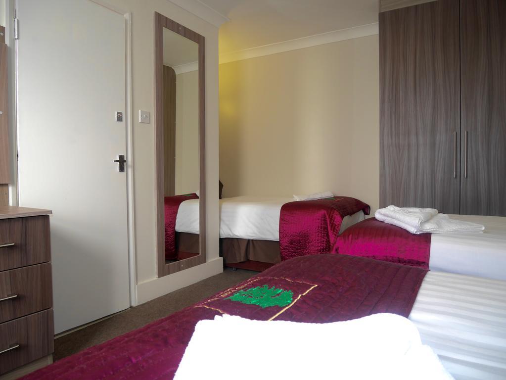 Holland Park 3* Londen