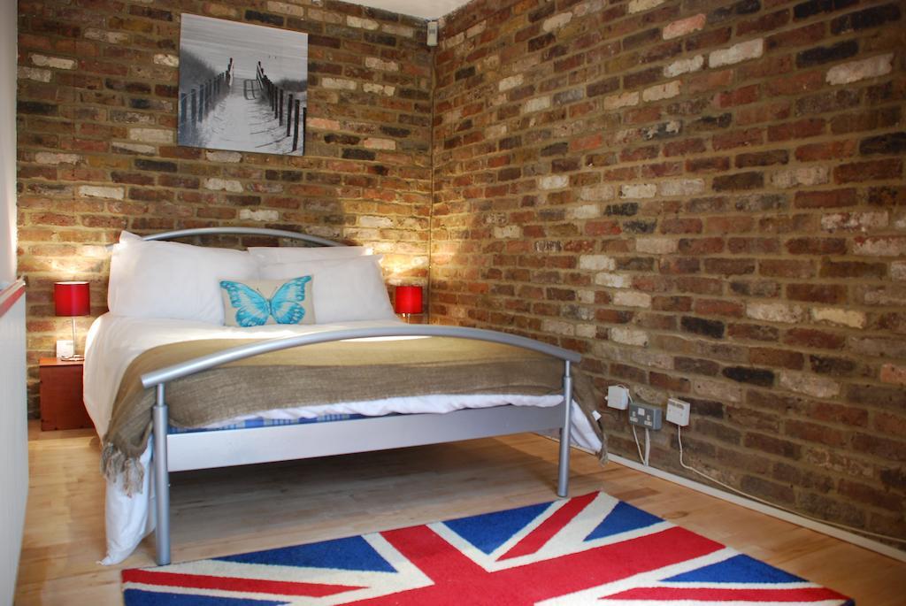 Apartment Fullwood Mews London