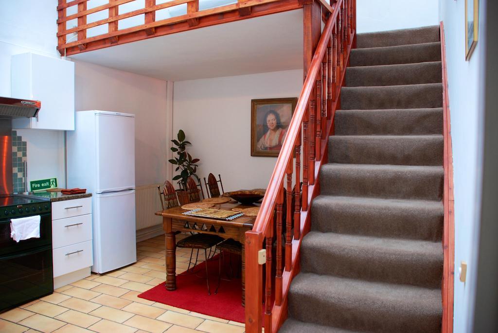 Apartment Fullwood Mews
