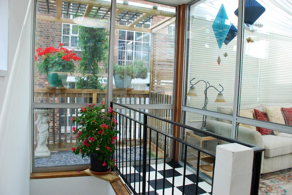Apartment Fullwood Mews London