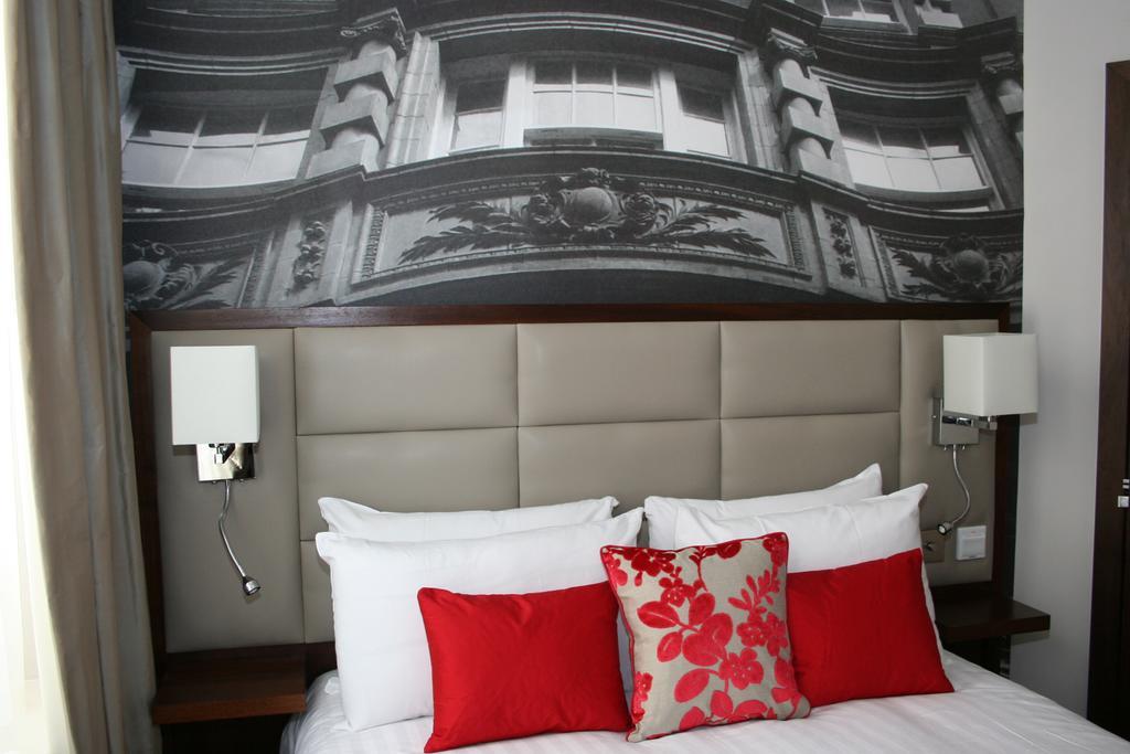 Seraphine Kensington Olympia London