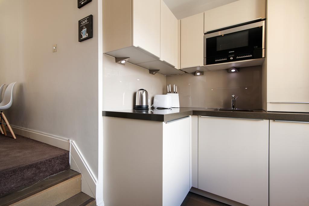 The Fulham Road - Tl9