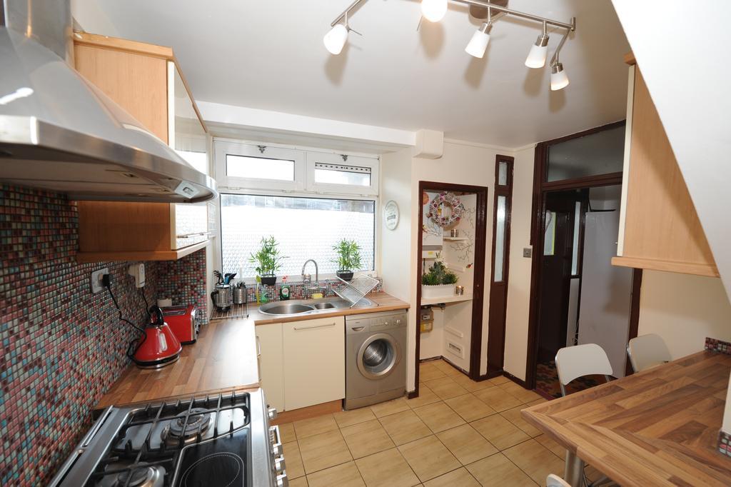 Guest house Kingward London