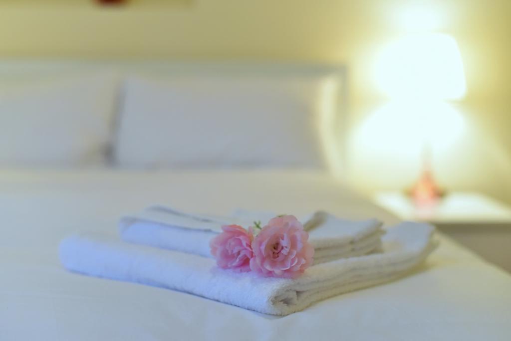 Luxton - Knightsbridge