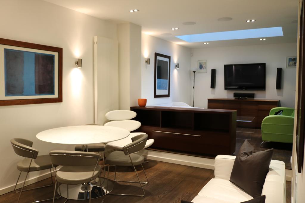 Apartment Wentworth London