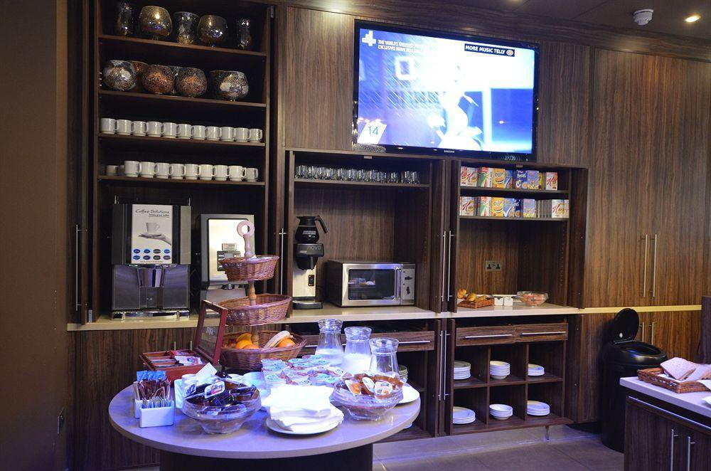 Hotel Eden Plaza Kensington 2*