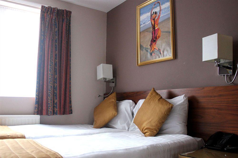 Hotel Sheriff 3*
