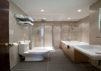 Royal Eagle 3*