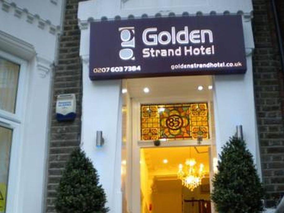 Oyo Lifestyle Golden Pensión 3*
