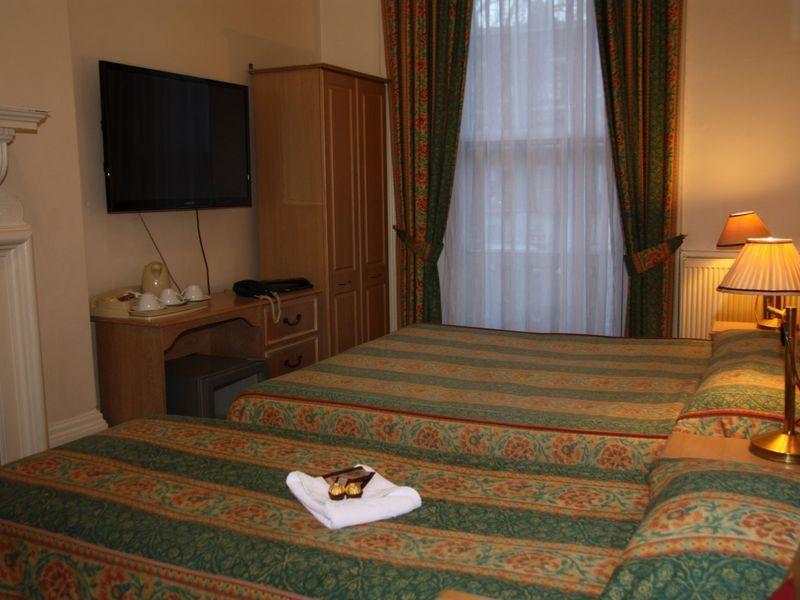 Kingswaypark At Park Avenue Hotel London