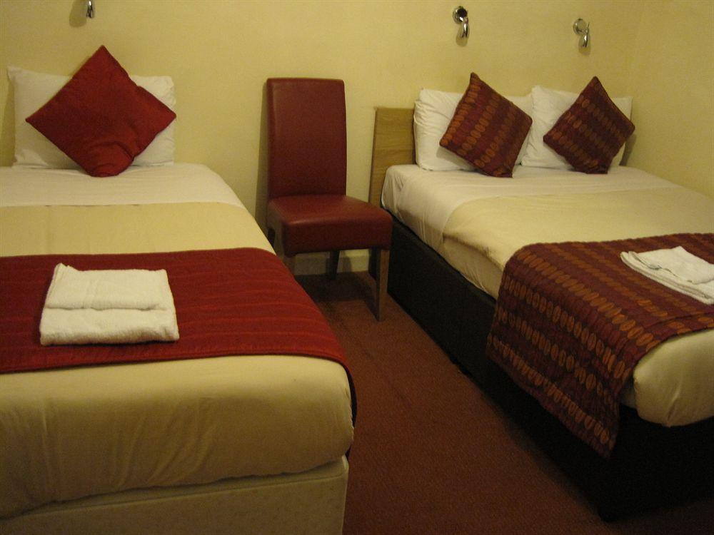 Leigh House Hotel