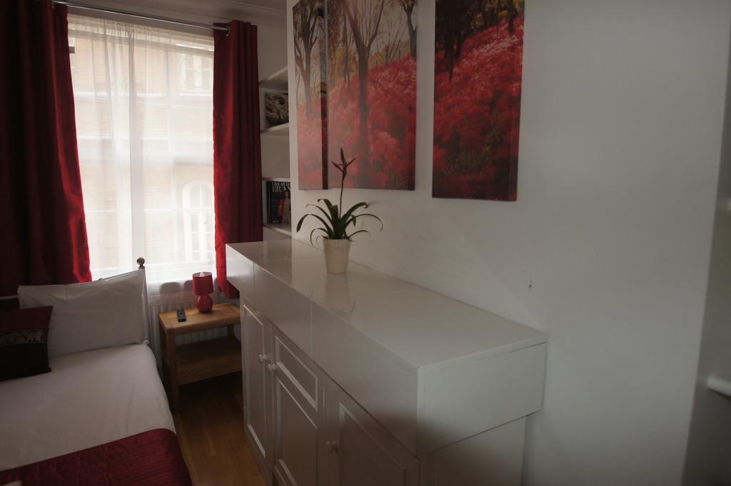 Magical & Charming 8 Covent Garden Townhouse * London