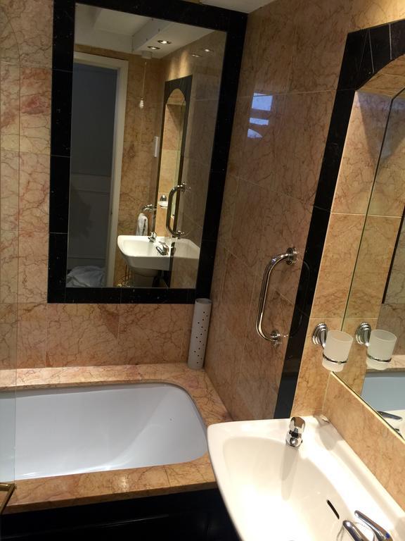 Guest house Lord Milner 5*