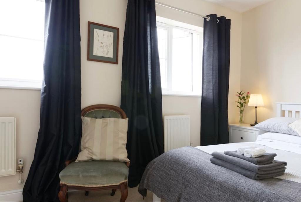 Lynbrook Grove Guest house 5*