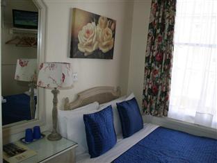 Blades Hotel 3*