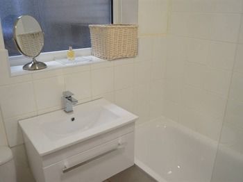 Kensington And Olympia Short Lets 4*