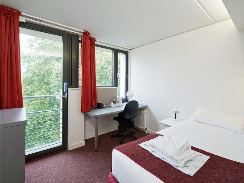 Imperial College Princes Garden 4*