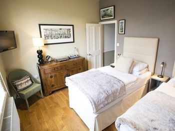 Parklands B&B 3* London