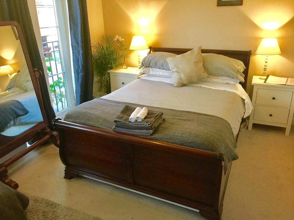 Lynbrook Grove Guest house 5*