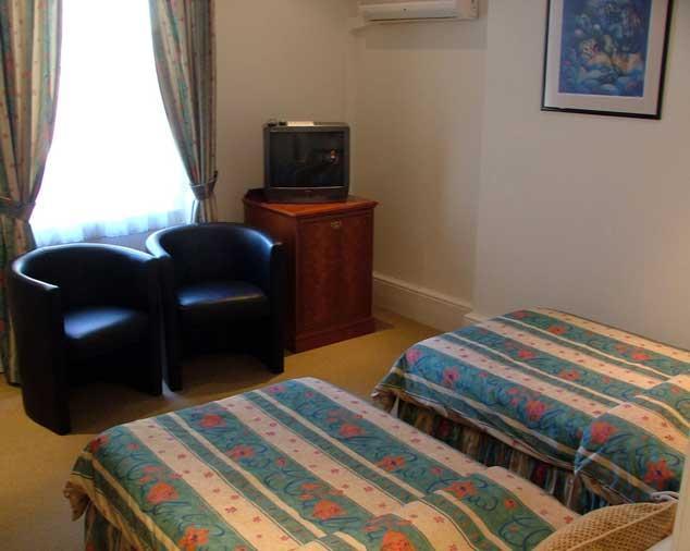 Staunton - Hotel