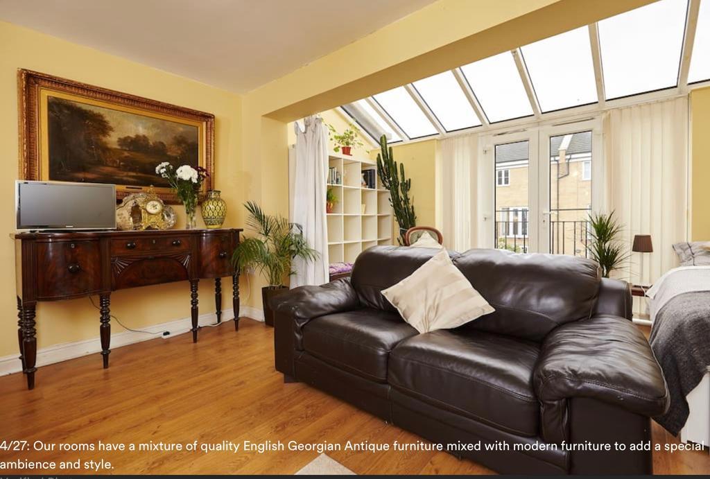 Guest house Lynbrook Grove