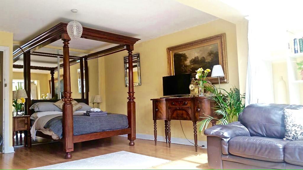 Guest house Lynbrook Grove 5*
