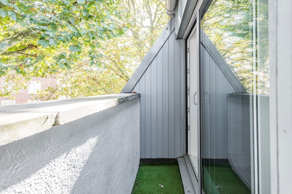 Creed 3 Bed Bridge House Vakantiehuis