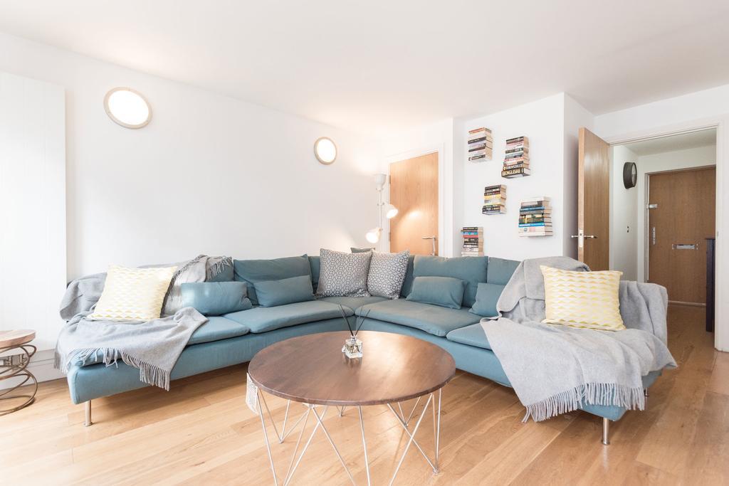 Creed 3 Bed Bridge House Vakantiehuis *