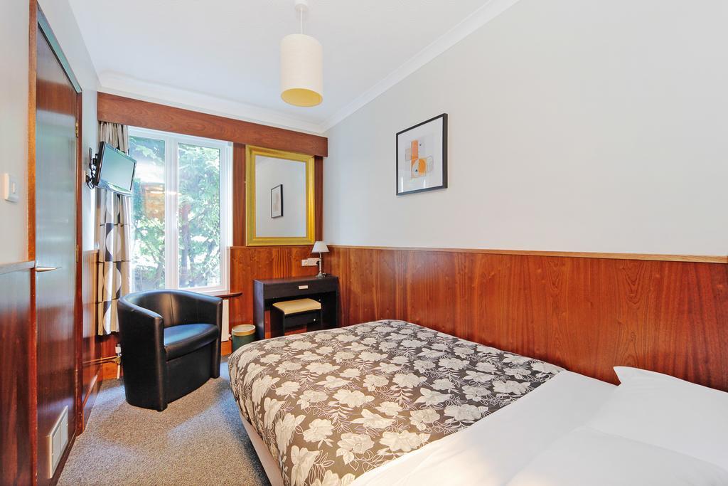 Visitors Aparthotel