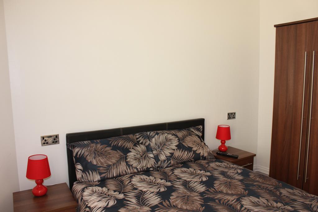 Guest house 3 Portland Villas *