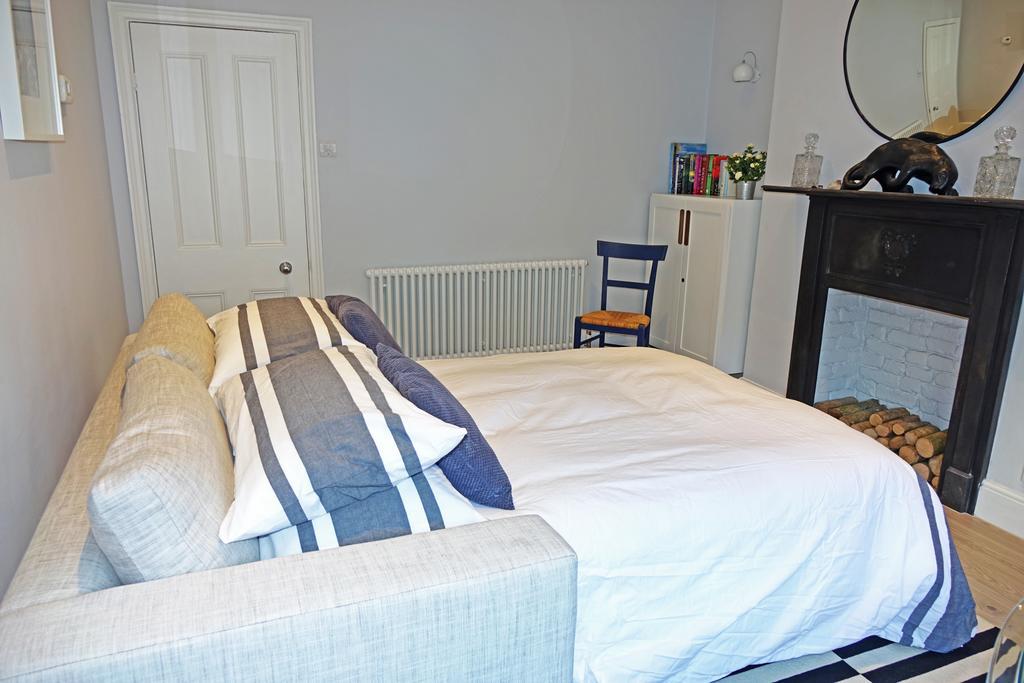 Apartment Sparkling Apartment In Kensington Olympia London
