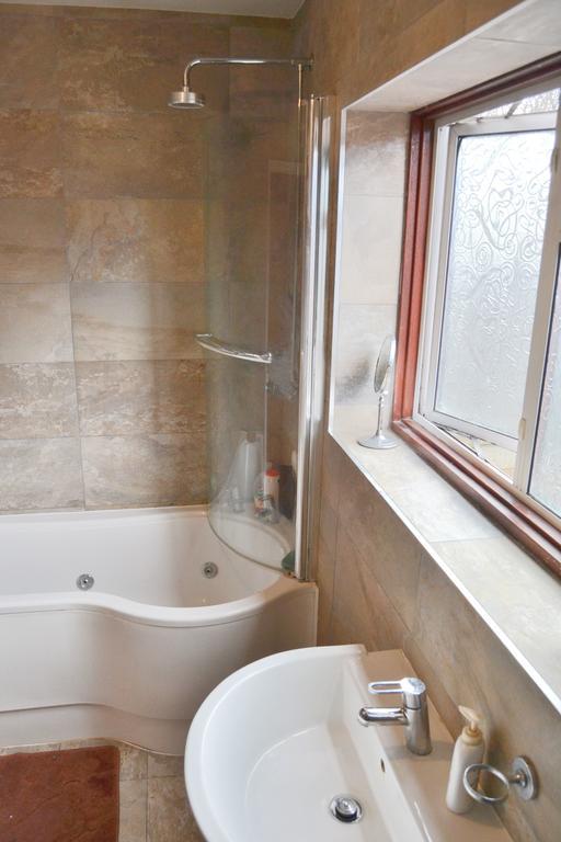 Privatunterkunft Superb Double Bedroom