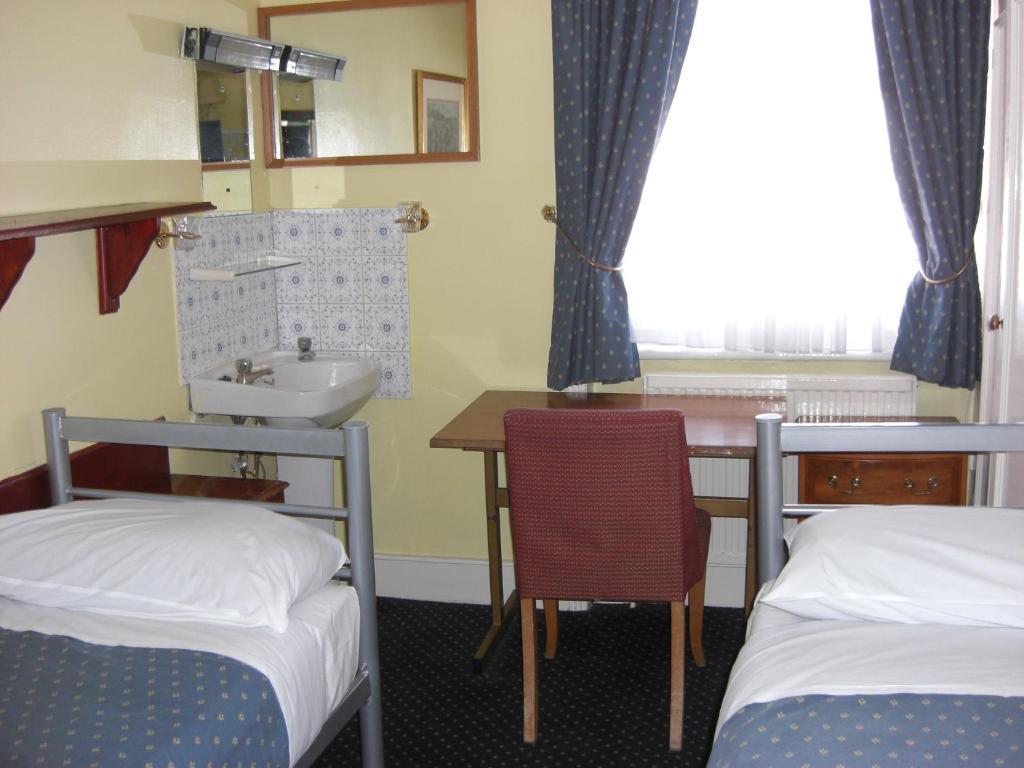 Albany Bed & Breakfast London