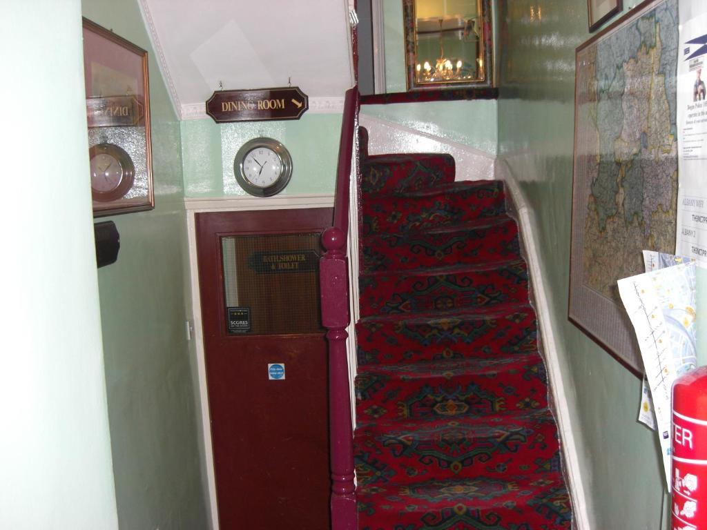 Albany Bed & Breakfast 2*