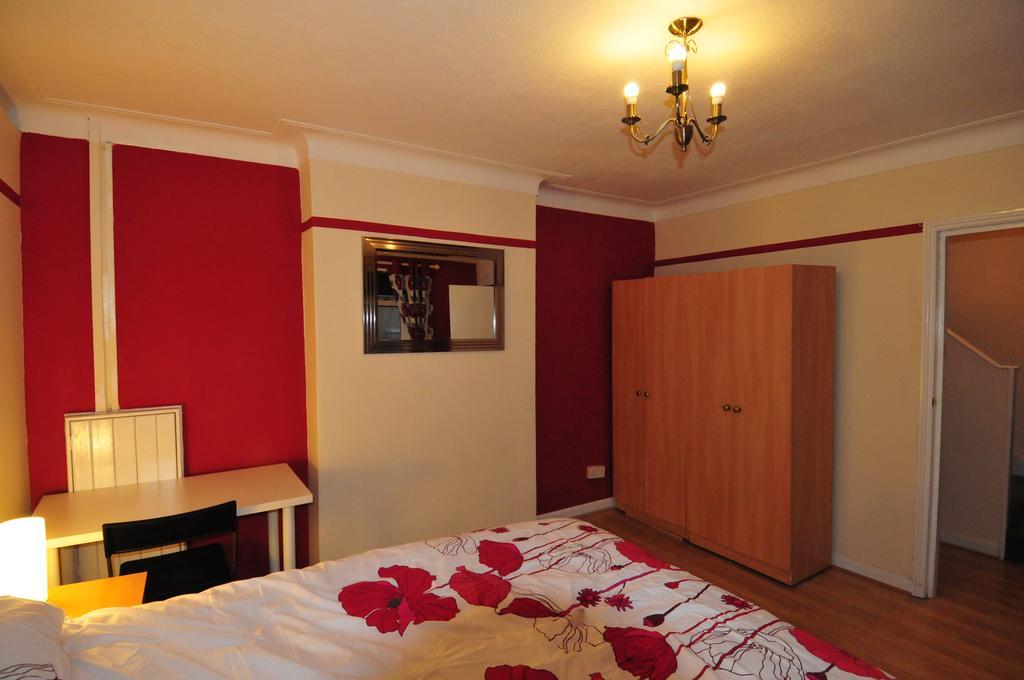 The Gibson Guest house *