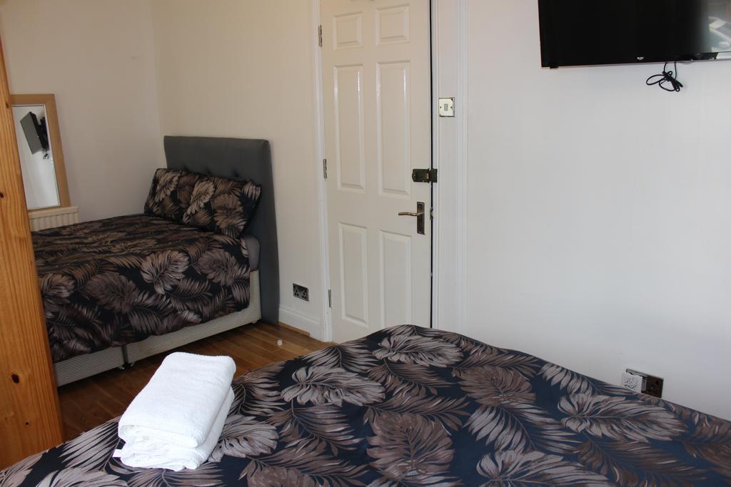 3 Portland Villas Guest house *