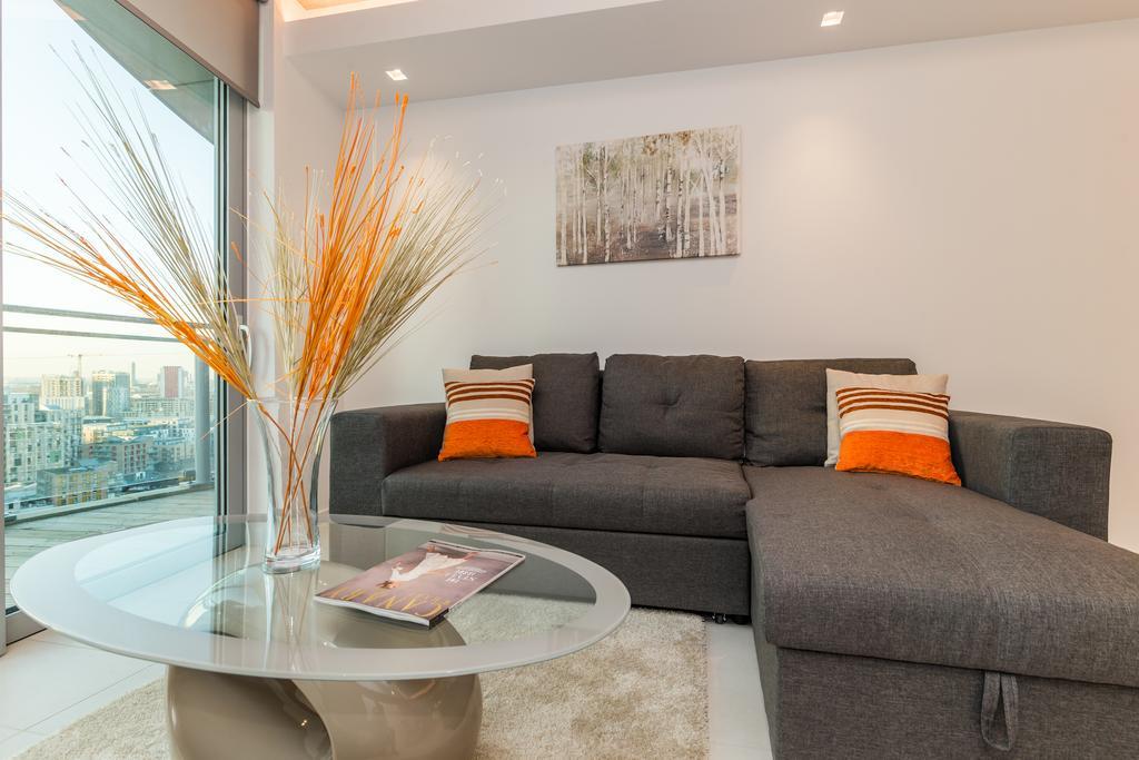 Royal Style - 5 Mins Walk To Excel Londen