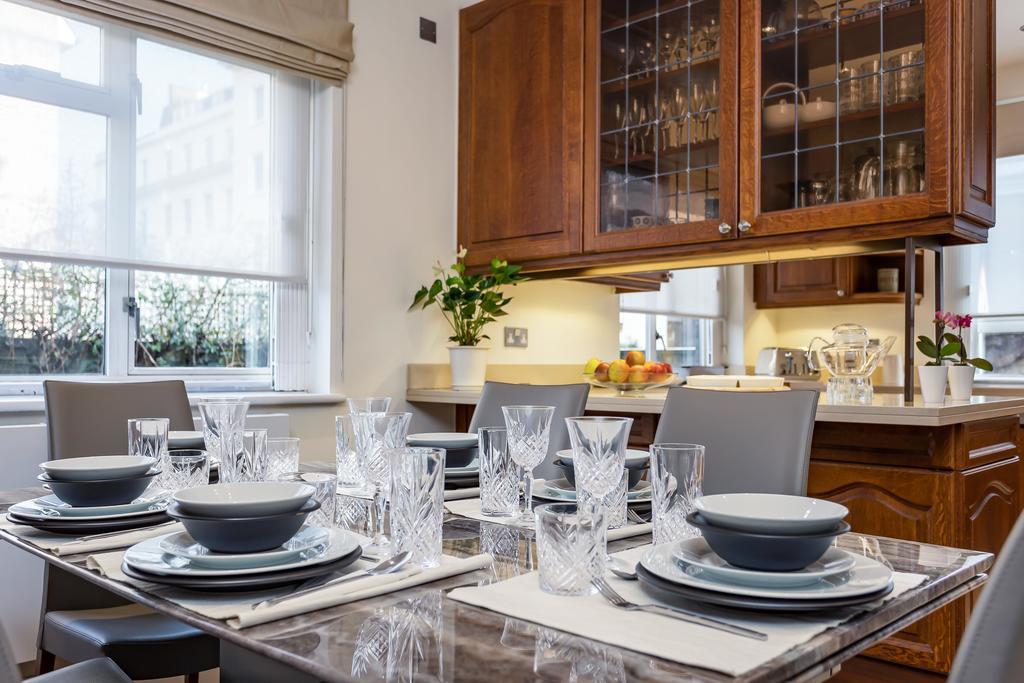 Hyde Park Residence * London