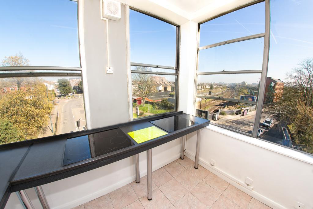 Kensal Backpackers * London