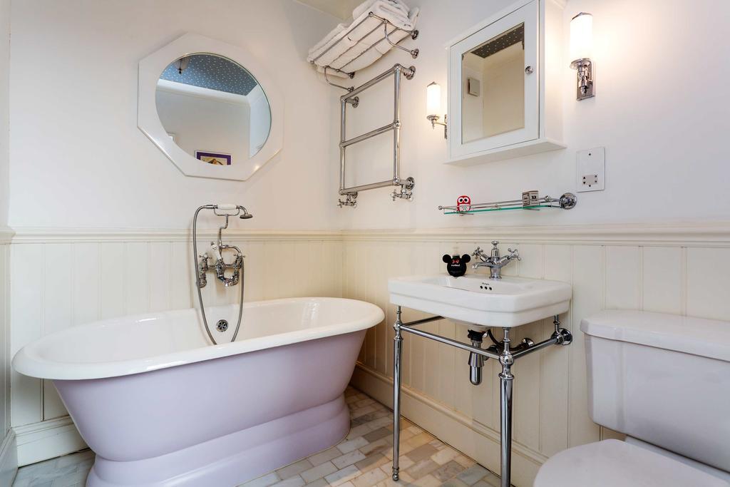 Veeve - Pastel Chelsea Holiday home London