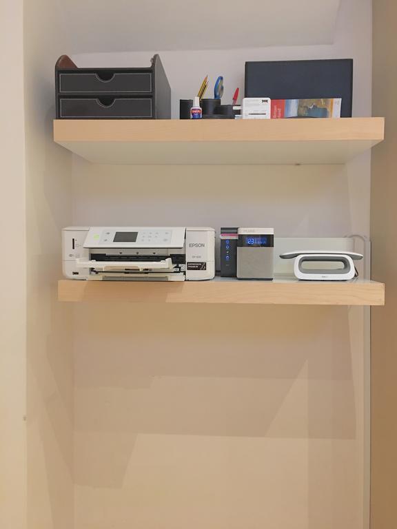 L L V Studio Apartments * London