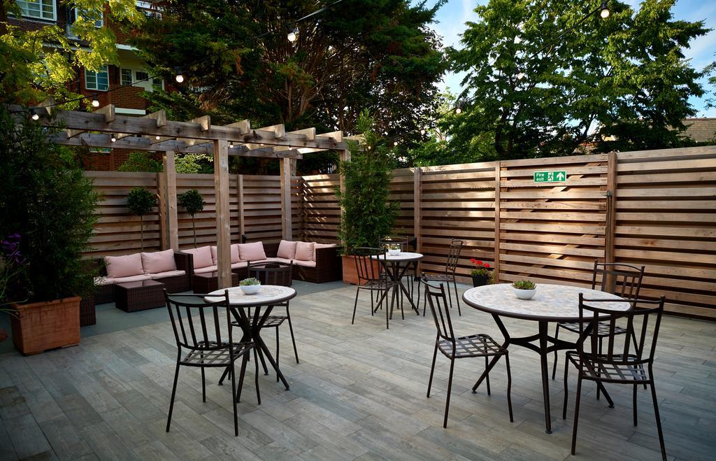 The - Putney 4*